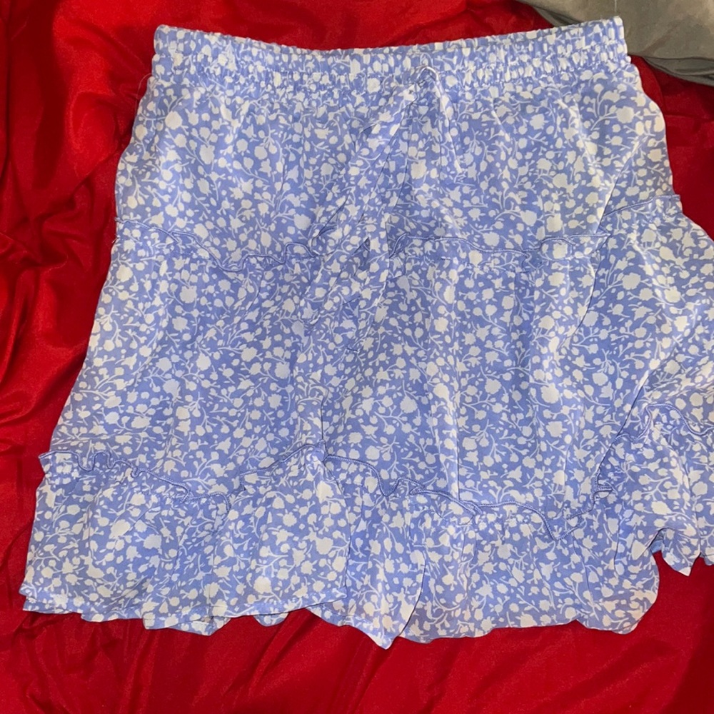 Short skirt